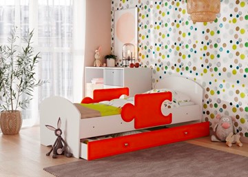 Кровать детская с ящиком и бортиками Мозайка, корпус Белый/фасад Оранжевый (ламели) в Орле